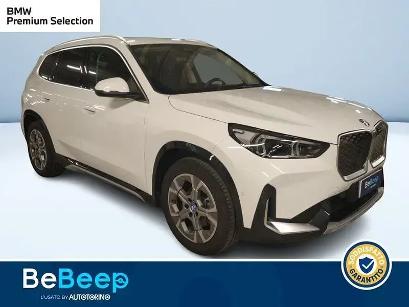 Usata BMW iX1 Comfort Edition 150 kW (204 CV) 2024 Bianco pastello SUV