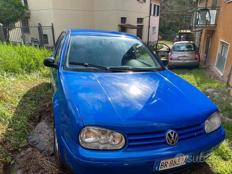 Venduto VW Golf IV Golf 1.9 TDI/101 C. - auto usate in vendita