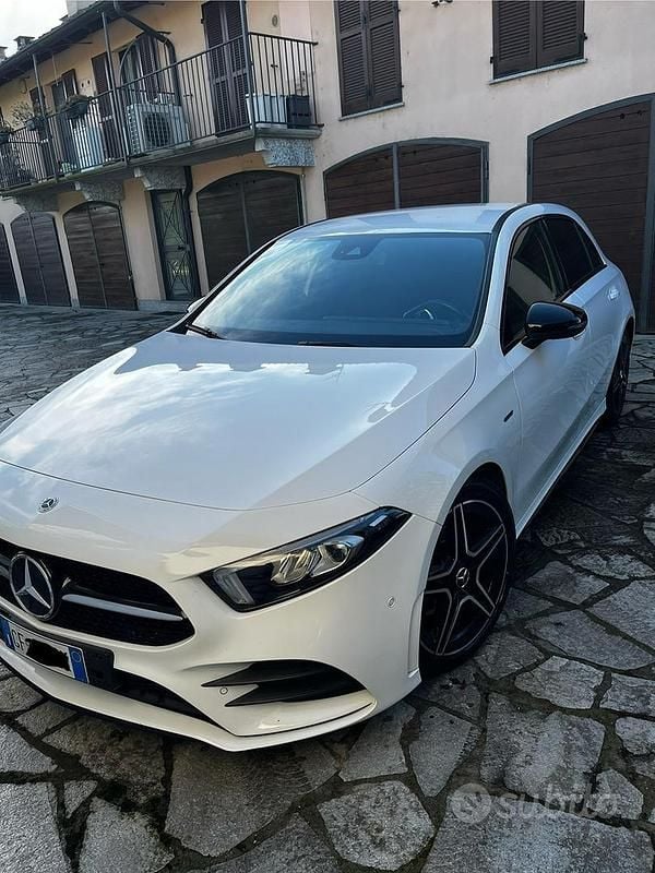 Usata 2021 Mercedes A180 AMG | 25.500 € - Immagine 1/4
