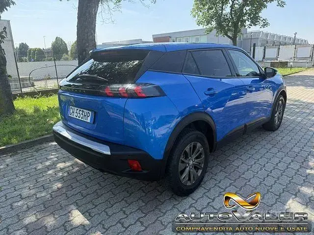 Usata Peugeot 2008 Active 101 CV (74 kW) 2021 Blu SUV