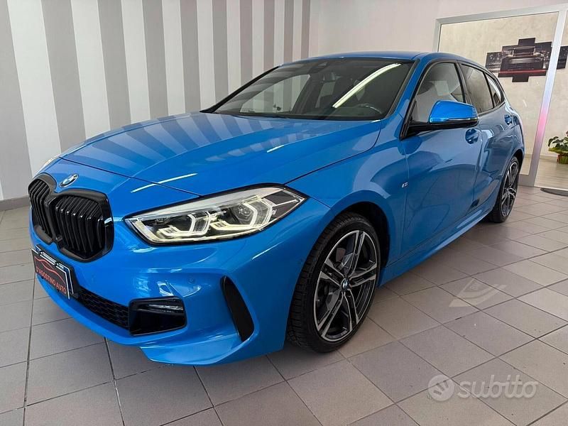 Blu Usata 2023 BMW 118 M Sport Due volumi | 29.900 € (Buon prezzo) - Immagine 1/4