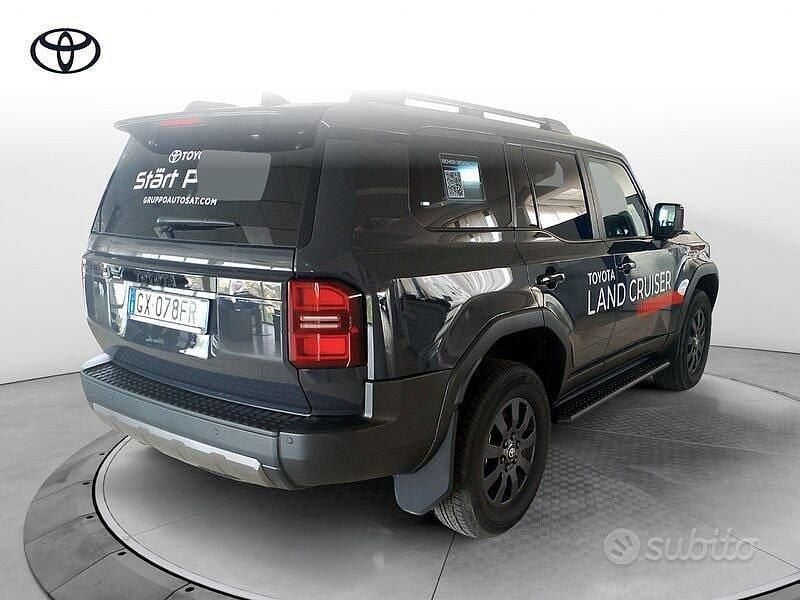 Usata Toyota Land Cruiser 205 CV (150 kW) 2024 Grigio SUV