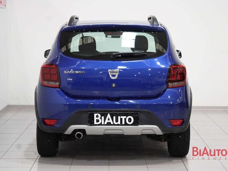 Usata Dacia Sandero Stepway 95 CV (69 kW) 2020 Blu/azzurro Utilitaria