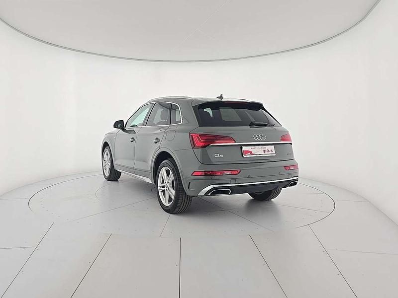 Usata Audi Q5 S-Line 299 CV (219 kW) 2022 Grigio quantum SUV