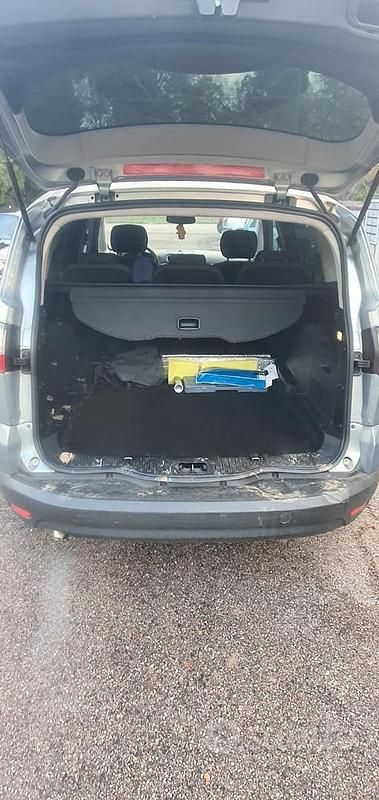 Usata Ford S-MAX S 140 CV (102 kW) 2009 Grigio Monovolume