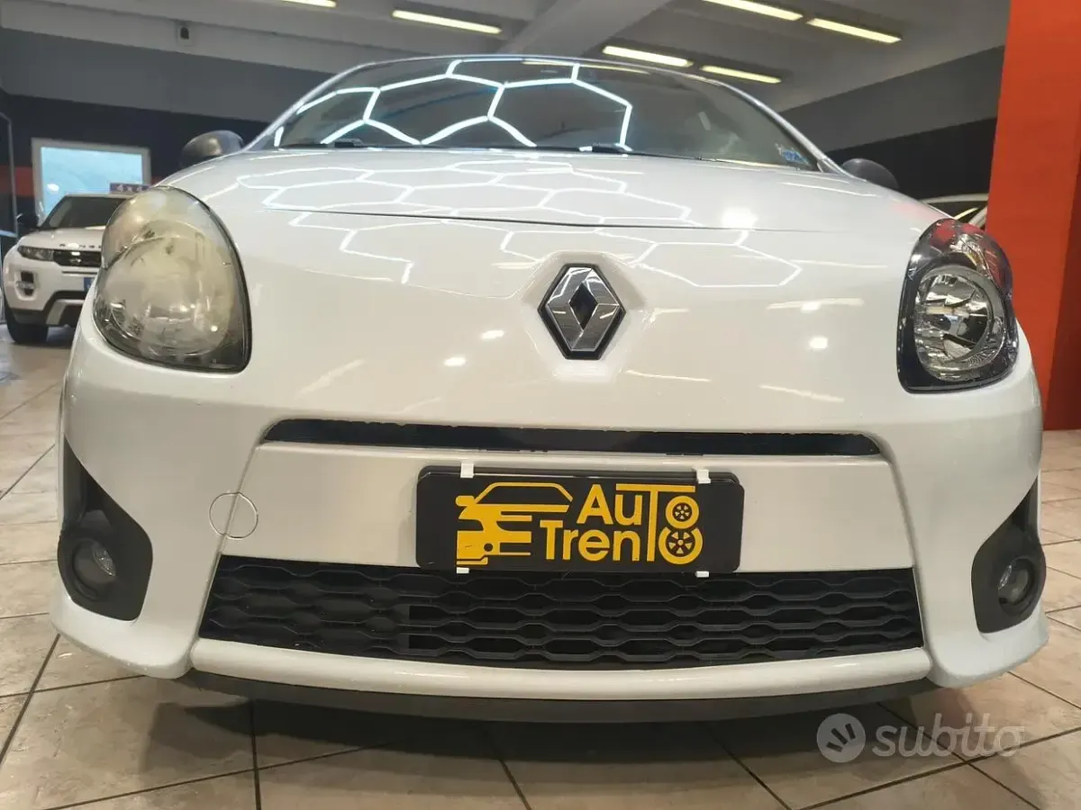 Usata Renault Twingo Dynamique 58 CV (42 kW) 2010 Bianco Utilitaria