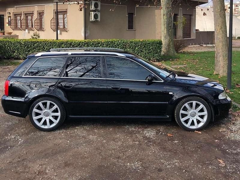 Usata Audi RS4 Ambiente 381 CV (280 kW) 2001 Nero Station wagon