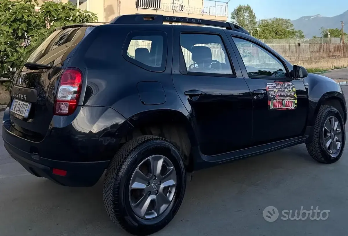 Usata Dacia Duster 105 CV (77 kW) 2014 Nero SUV