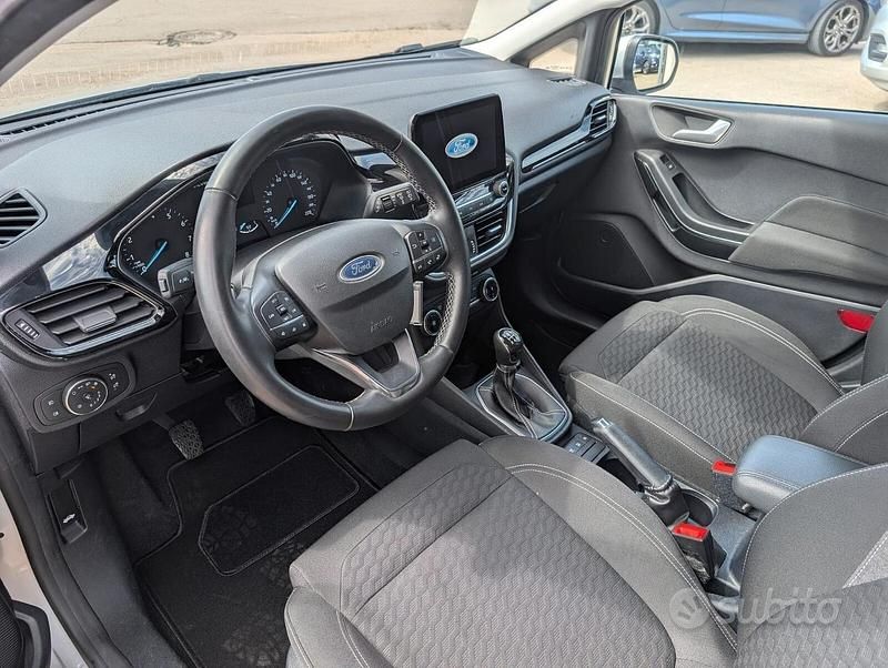 Usata Ford Fiesta Titanium 75 CV (55 kW) 2022 Grigio Utilitaria
