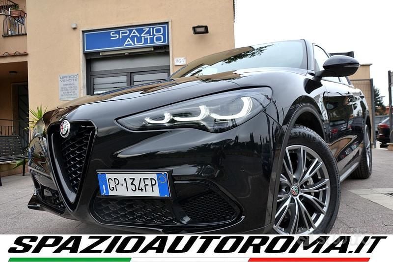 Usata Alfa Romeo Stelvio Sprint 160 CV (117 kW) 2023 Nero SUV