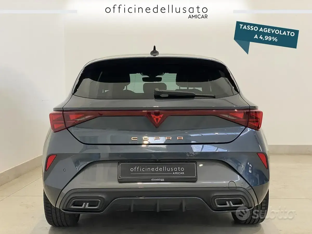 Usata Cupra Leon 150 CV (110 kW) 2025 Berlina
