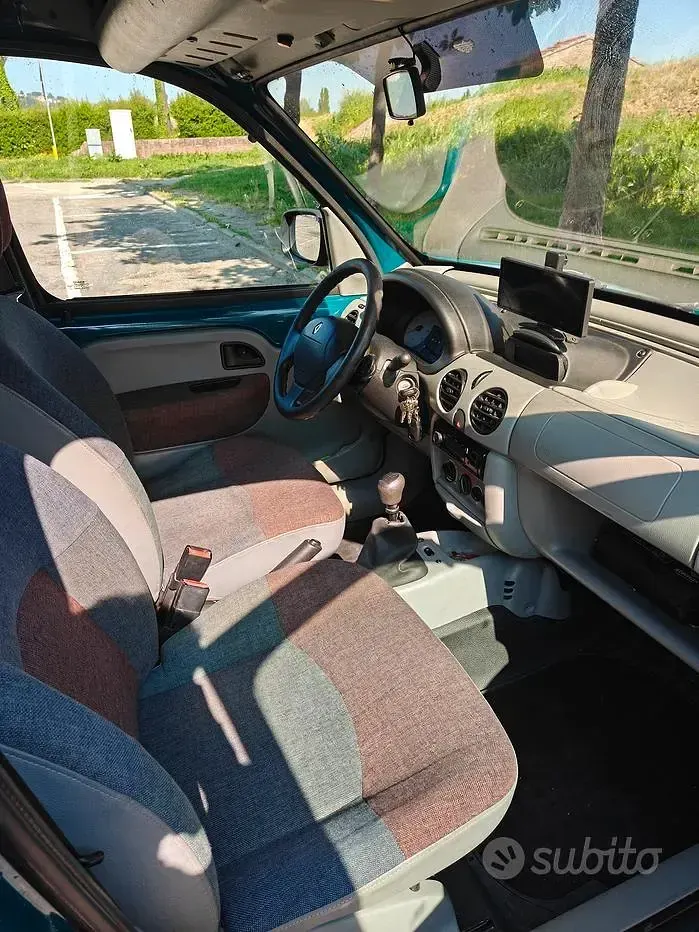 Usata Renault Kangoo 95 CV (69 kW) 2002 Monovolume