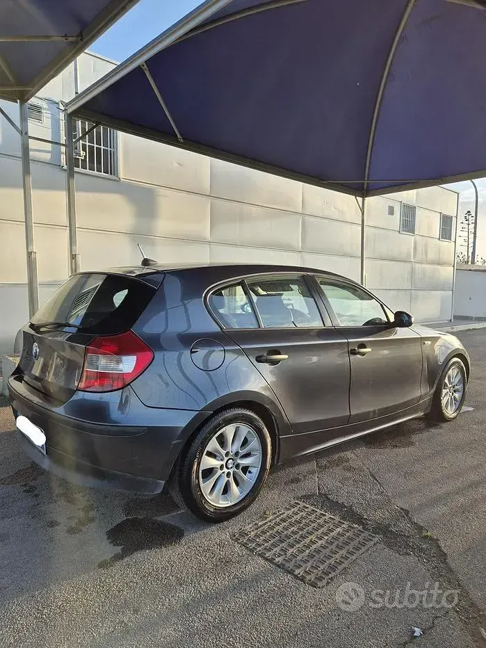 Usata BMW 118 122 CV (89 kW) 2007 Utilitaria