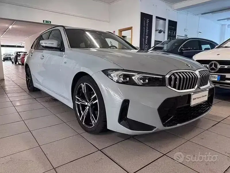 Usata BMW 318 M Sport 150 CV (110 kW) 2024 Grigio Station wagon