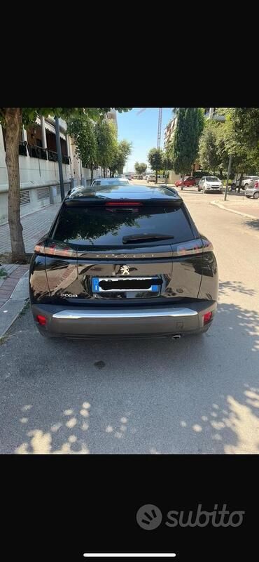 Usata Peugeot 2008 Allure 131 CV (96 kW) 2020 Nero SUV