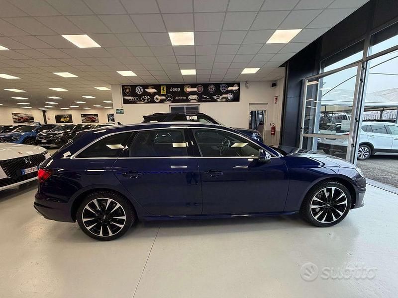 Begagnad Audi A4 Business Plus 190 HK (139 kW) 2020 Blå Kombi