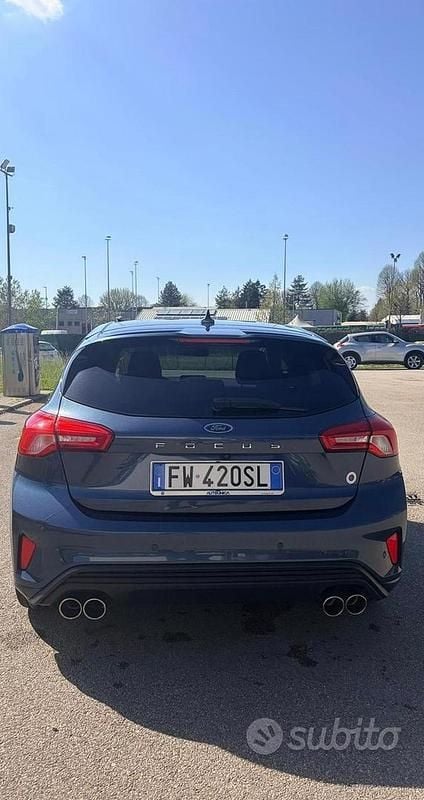 Usata Ford Focus ST-Line 150 CV (110 kW) 2019 Blu/azzurro Berlina