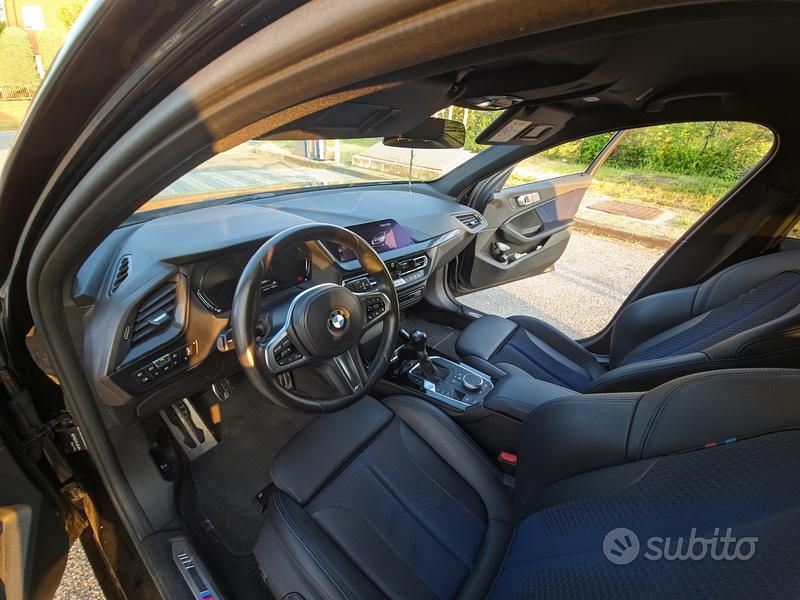 Usata BMW 118 M Sport 140 CV (102 kW) 2019 Nero Utilitaria