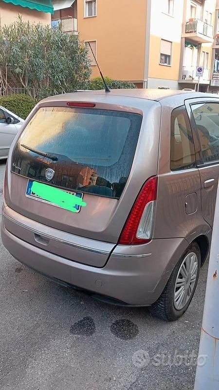 Usata Lancia Musa 95 CV (69 kW) 2009 Monovolume