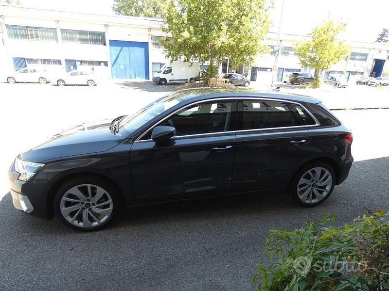 Usata Audi A3 Advanced 110 CV (80 kW) 2021 Grigio Berlina