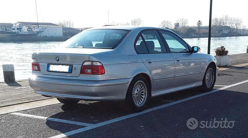 Usato 2002 BMW 2002 2.2 Benzin 170 CV (10.400 €)
