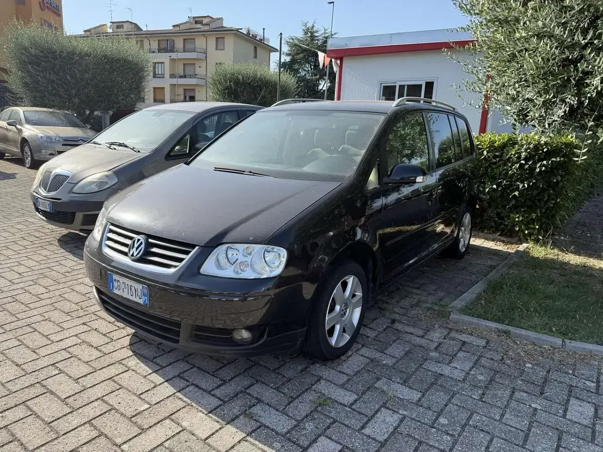 Usata VW Touran Trendline 140 CV (102 kW) 2004 Other Monovolume