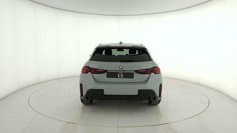 Nuova BMW 118 150 CV (110 kW) 2026 Brooklyn grey metallic Utilitaria