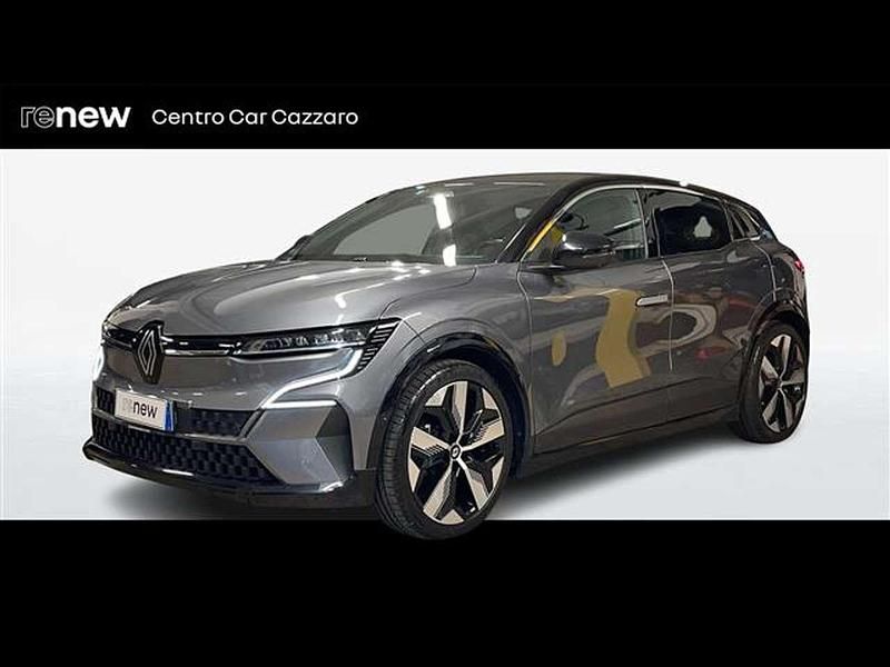 Usata Renault Megane E-Tech Techno 161 kW (220 CV) 2022 Grigio scuro Berlina