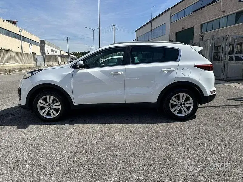 Usata Kia Sportage Active 116 CV (85 kW) 2017 Bianco SUV