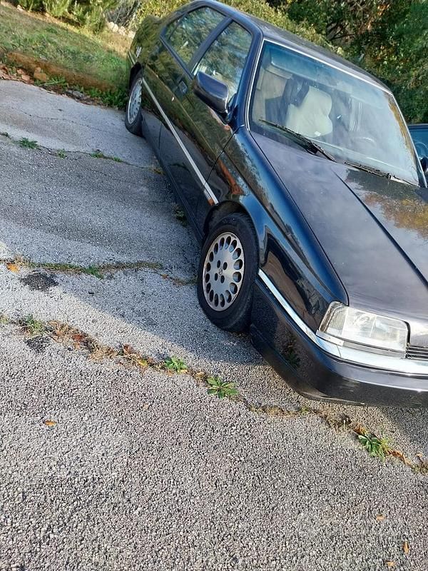 Usata Alfa Romeo 164 Super 139 CV (102 kW) 1994 Nero Berlina