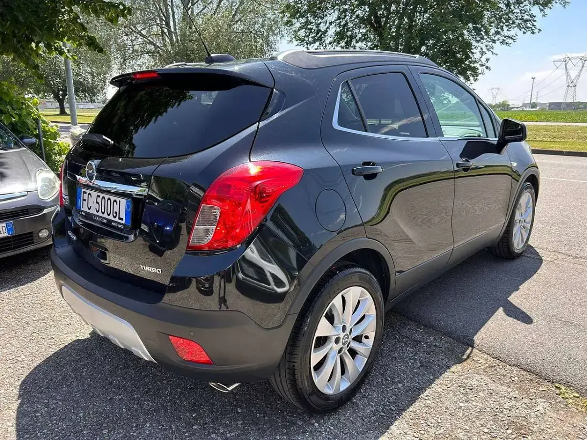 Usata Opel Mokka S 140 CV (102 kW) 2016 Nero SUV