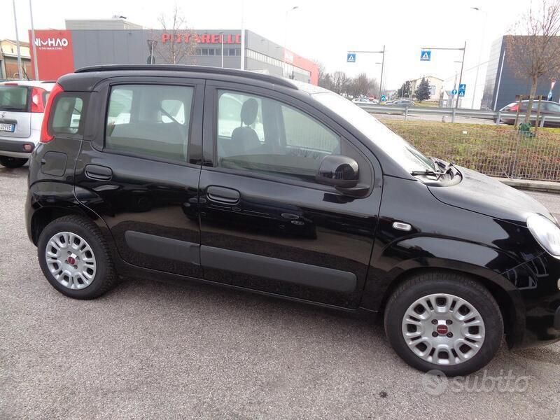 Usata Fiat Panda S 70 CV (51 kW) 2021 Nero Utilitaria