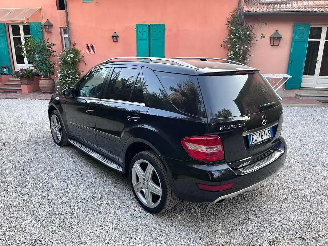 Usata Mercedes ML350 Premium 231 CV (169 kW) 2010 Nero SUV