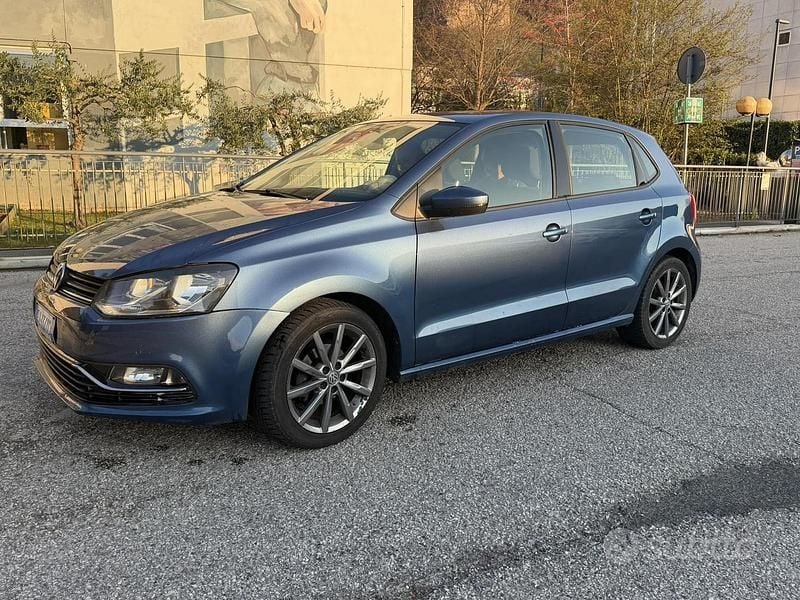 Usata VW Polo 90 CV (66 kW) 2017 Blu Berlina