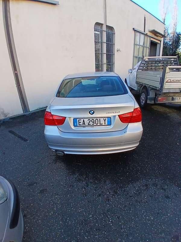 Usata BMW 320 224 CV (164 kW) 2009 Argento Berlina