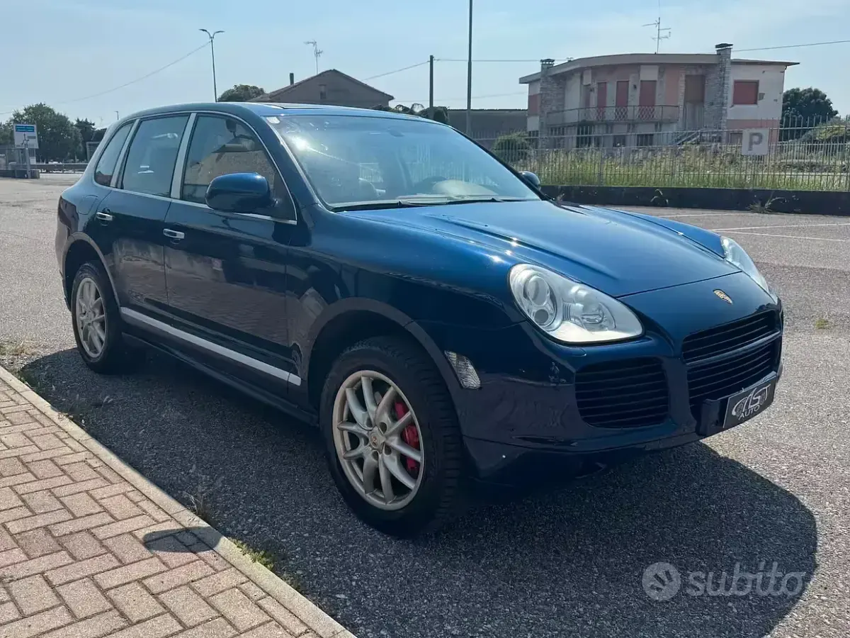 Usata Porsche Cayenne Turbo S 521 CV (383 kW) 2006 Blu SUV