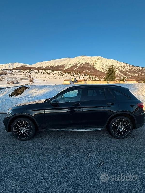 Gebraucht Mercedes GLC250 Premium 204 PS (150 kW) 2019 Schwarz SUV