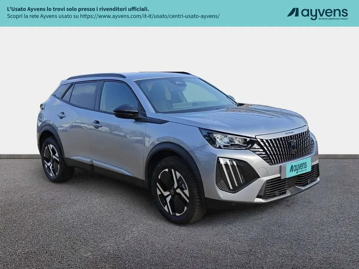 Usata Peugeot 2008 Allure 131 CV (96 kW) 2025 Grigio artense SUV