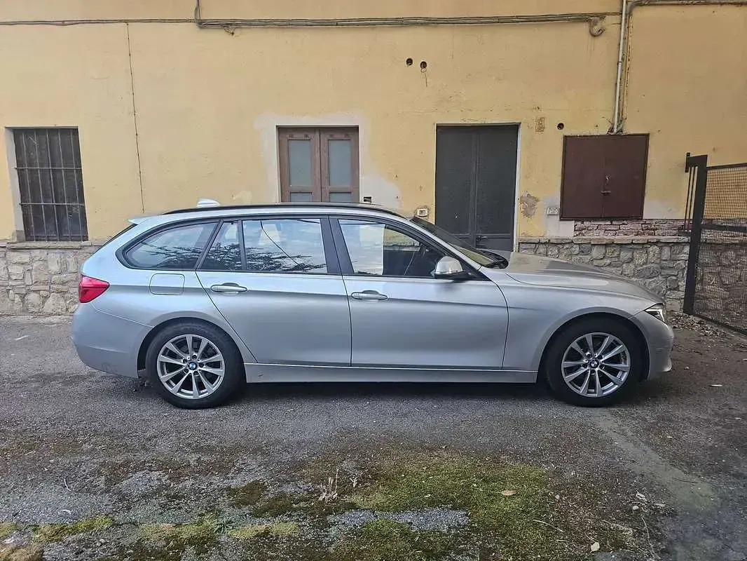 Usata BMW 320 Advantage 190 CV (139 kW) 2016 Argento Station wagon
