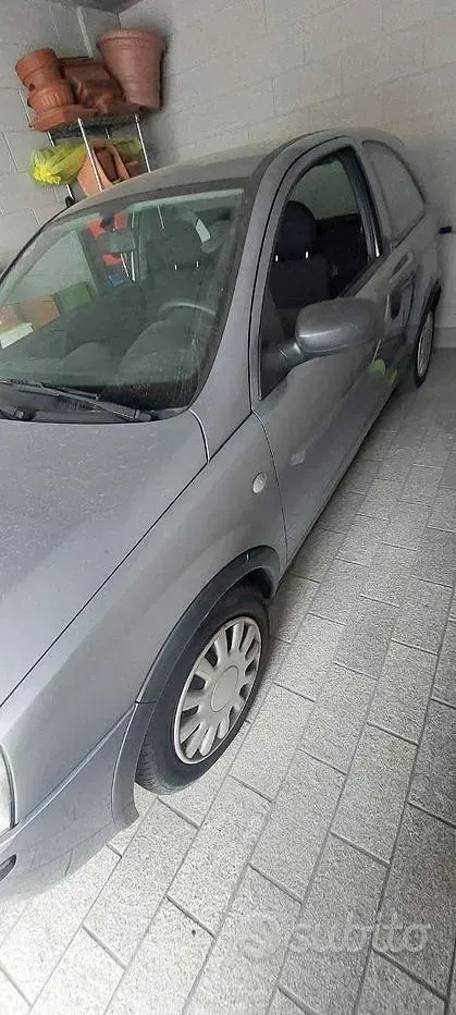 Usata Opel Corsa 60 CV (44 kW) 2006 Grigio Utilitaria