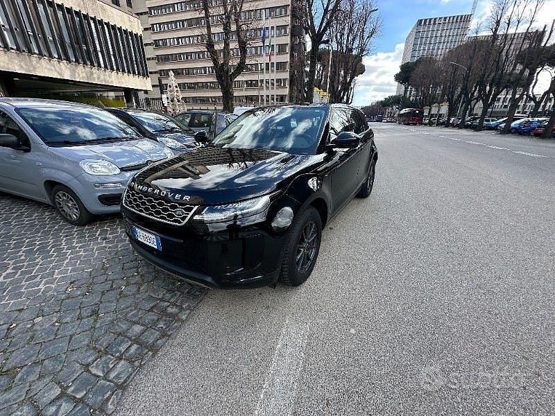 Usata Land Rover Range Rover evoque R-Dynamic 163 CV (119 kW) 2021 Nero SUV