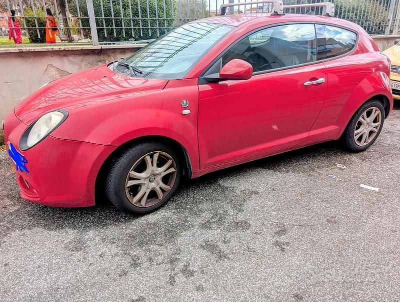 Usata Alfa Romeo MiTo 95 CV (69 kW) 2011 Rosso Utilitaria
