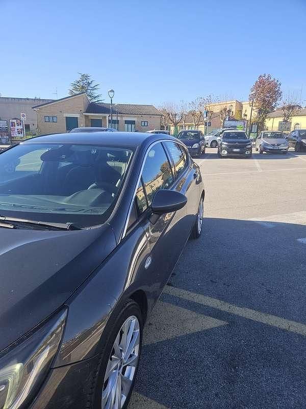 Usata Opel Astra S 110 CV (80 kW) 2016 Berlina