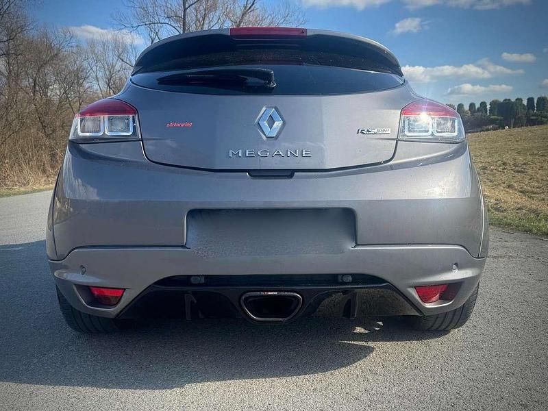 Usata Renault Mégane Coupé R.S. 300 CV (220 kW) 2010 Argento Coupé
