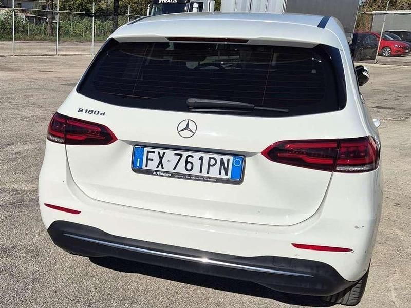 Usata Mercedes B180 Executive 116 CV (85 kW) 2019 Bianco Monovolume