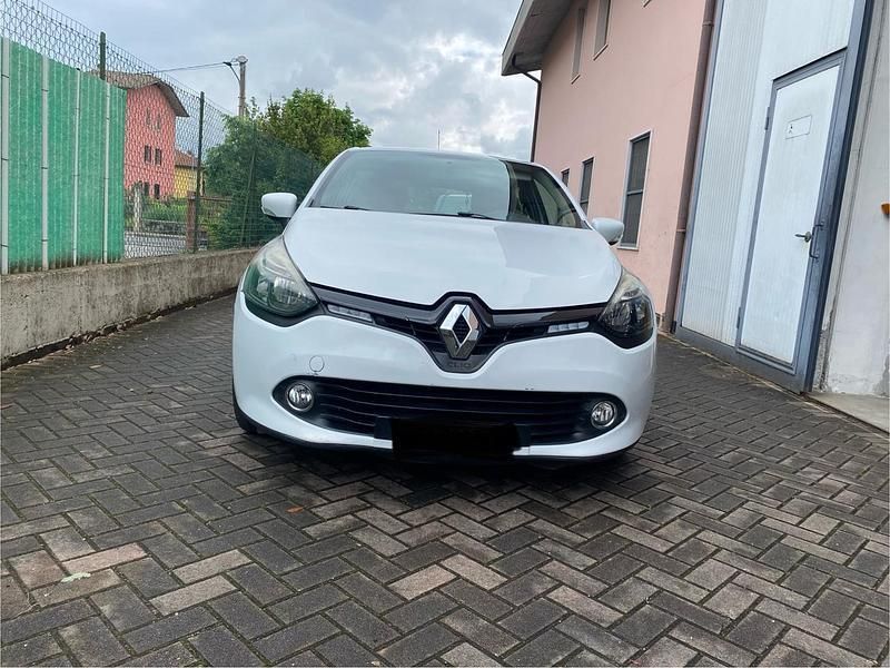 Usata Renault Clio IV 90 CV (66 kW) 2015 Bianco Berlina
