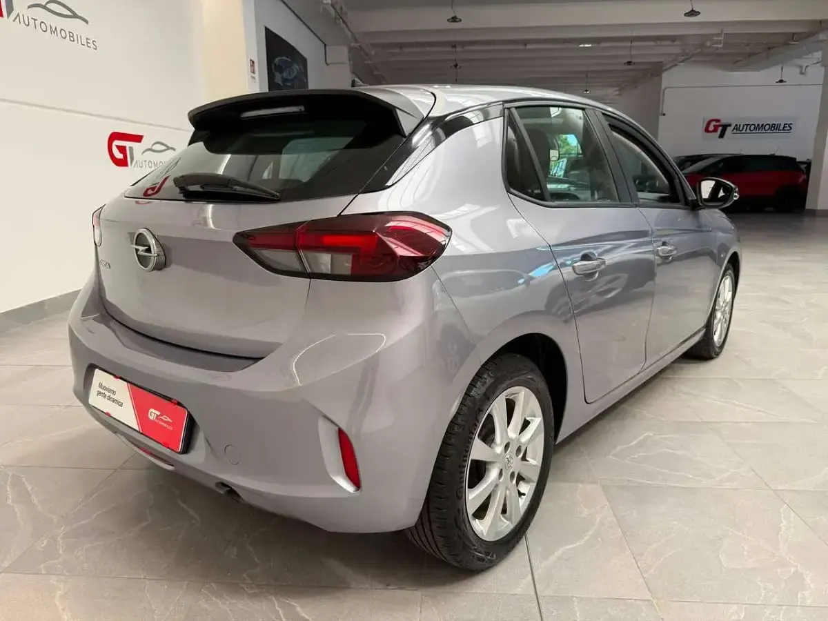 Usata Opel Corsa Edition 75 CV (55 kW) 2021 Argento Utilitaria
