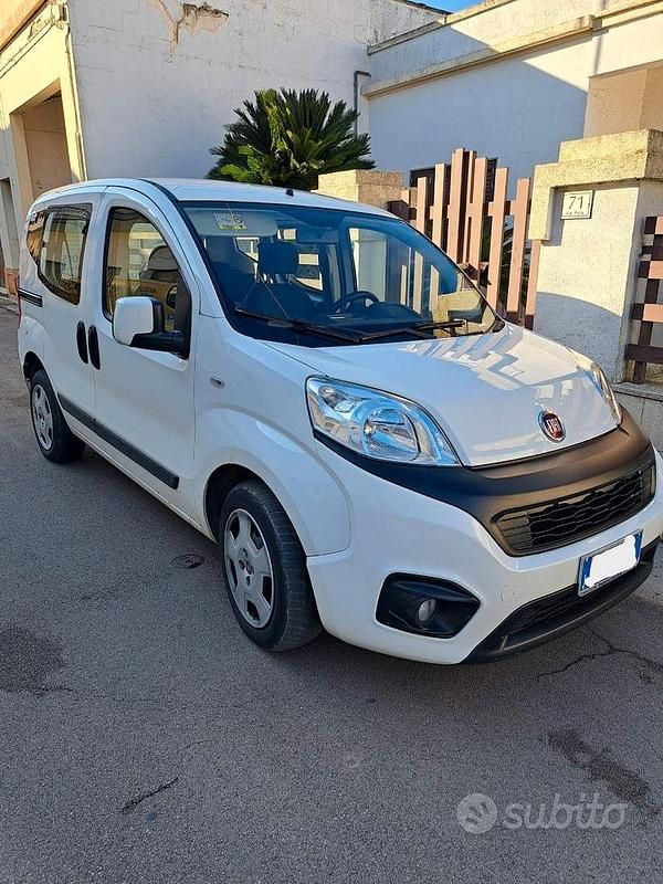 Usata Fiat Qubo Trekking 80 CV (58 kW) 2019 Bianco Monovolume