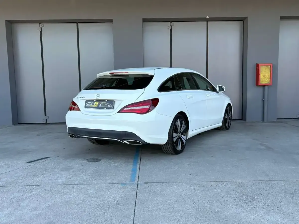 Usata Mercedes CLA200 136 CV (100 kW) 2019 Bianco Coupé