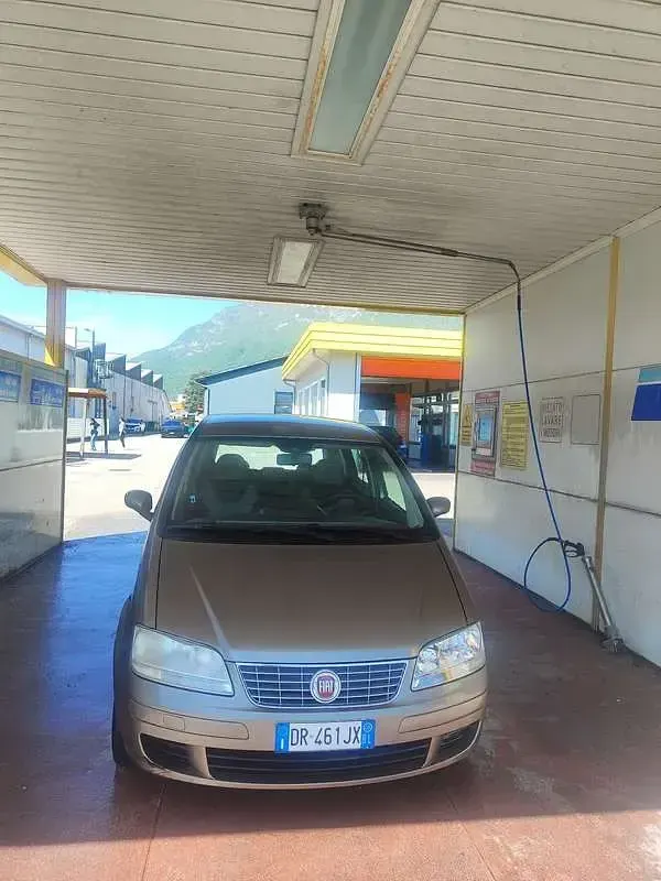 Usata Fiat Idea Star 77 CV (56 kW) 2008 Monovolume